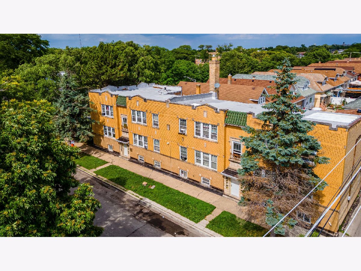  Rented Chicago Illinois, 2551 Lockwood