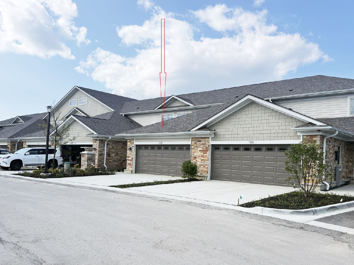  For Rent Wheeling Illinois, 110 Lily