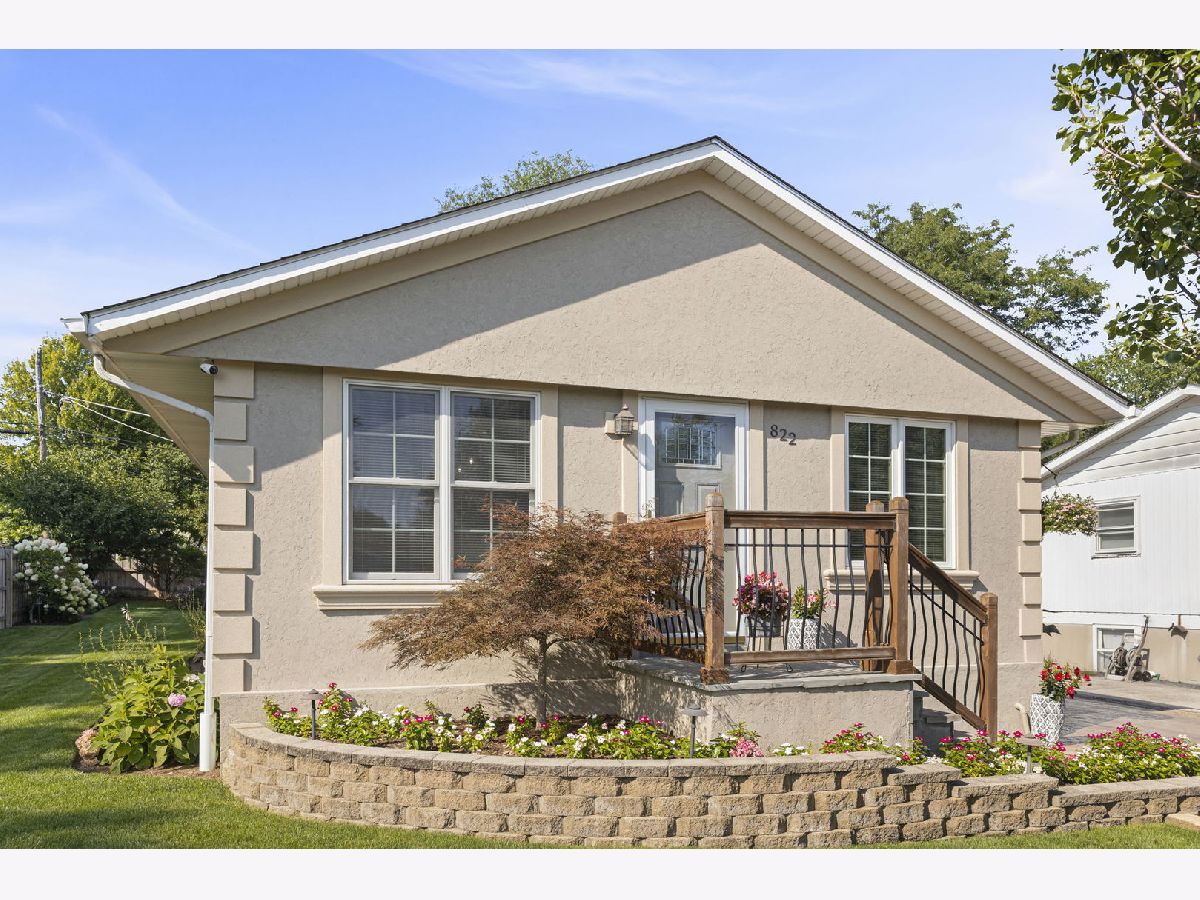 Homes & Condos & Townhomes For Sale Round Lake Beach Round Lake Beach Illinois, 822 Ronald Terrace