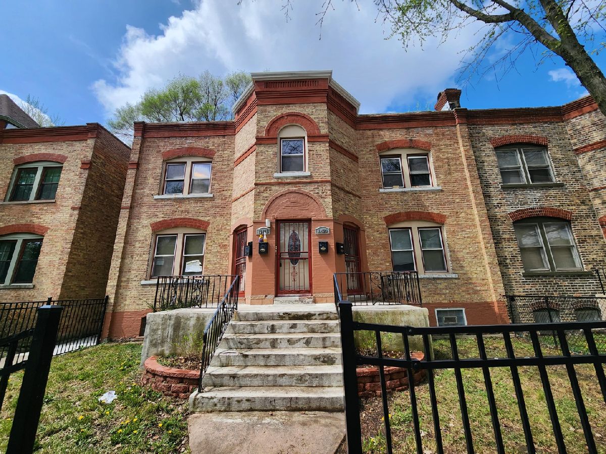  For Sale Chicago Illinois, 11420-11422 Champlain Avenue