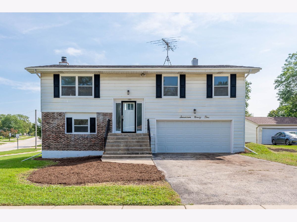  Sold Hoffman Estates Illinois, 1795 Kent