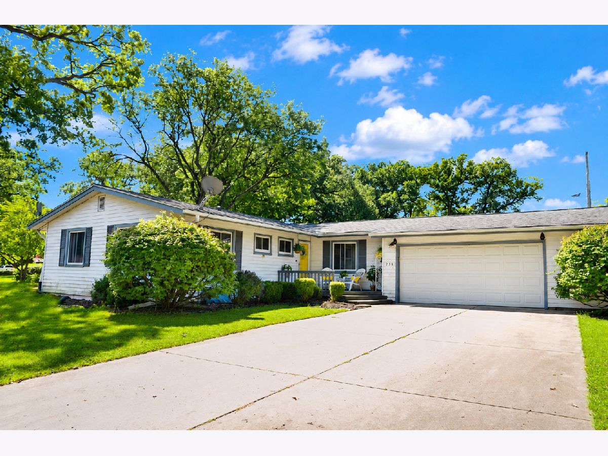  For Sale Ottawa Illinois, 225 Forest Park Place