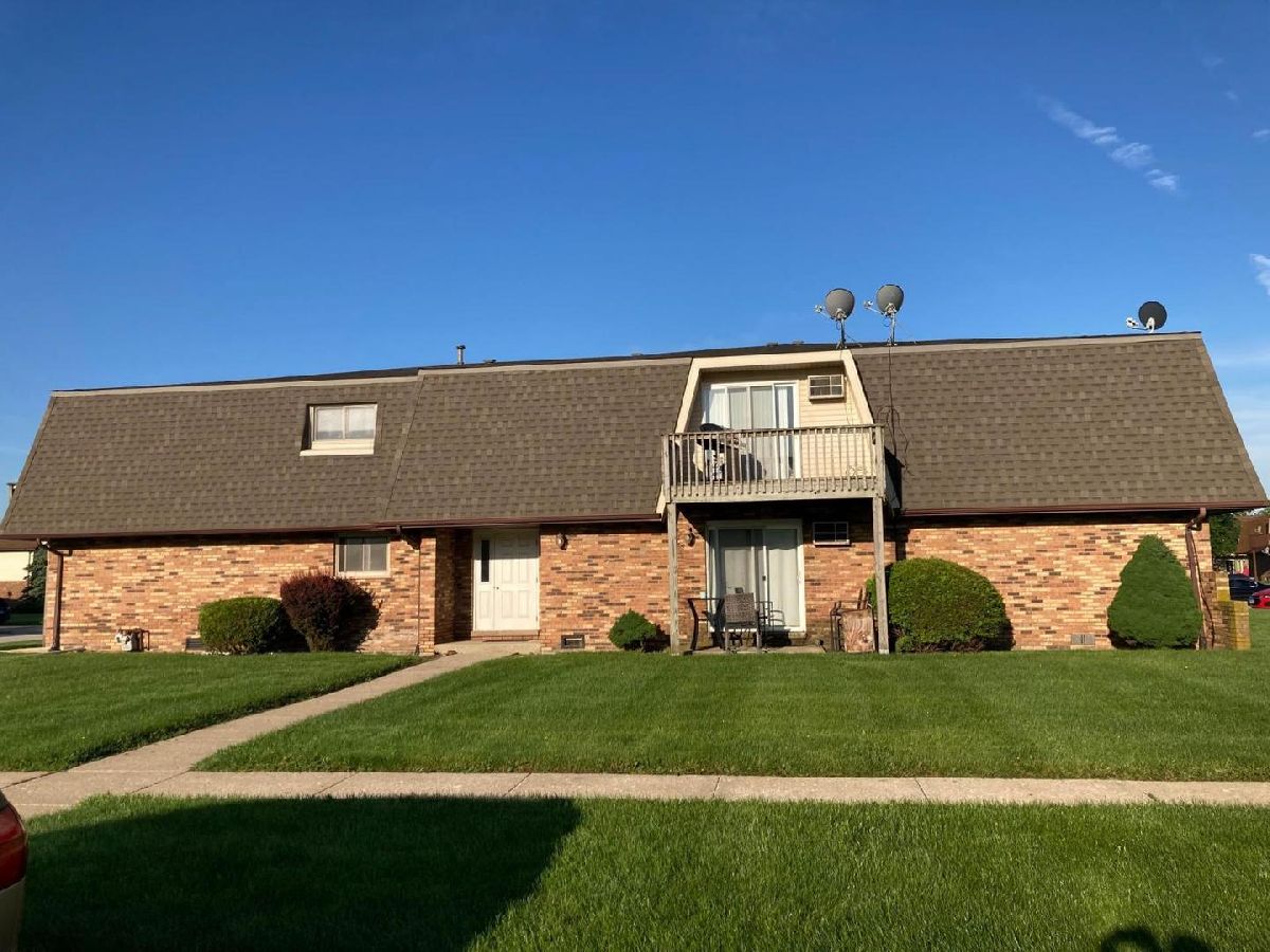  For Rent Manhattan Illinois, 205 Woodrow