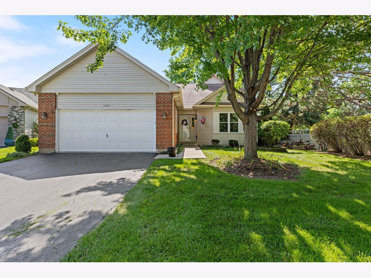  For Sale Plainfield Illinois, 21000 Hazelnut Lane