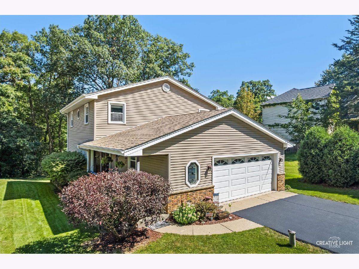 Homes For Sale Sylvan Lake Mundelein Illinois, 21436 Sylvan Drive