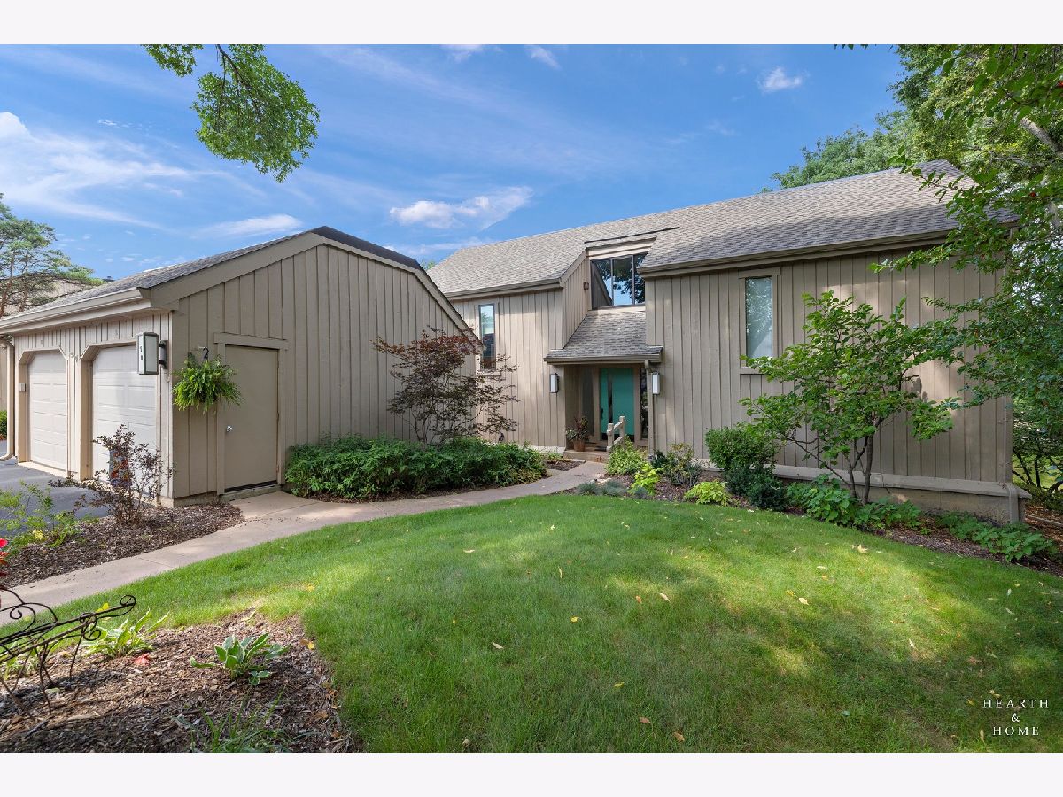  For Sale Lake Barrington Illinois, 70 Cedar Ridge