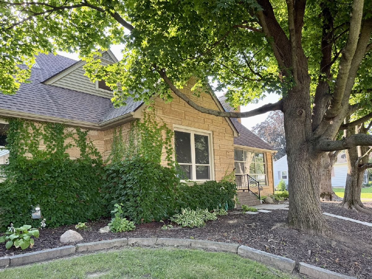  For Sale Clinton Iowa, 223 Ruth Place