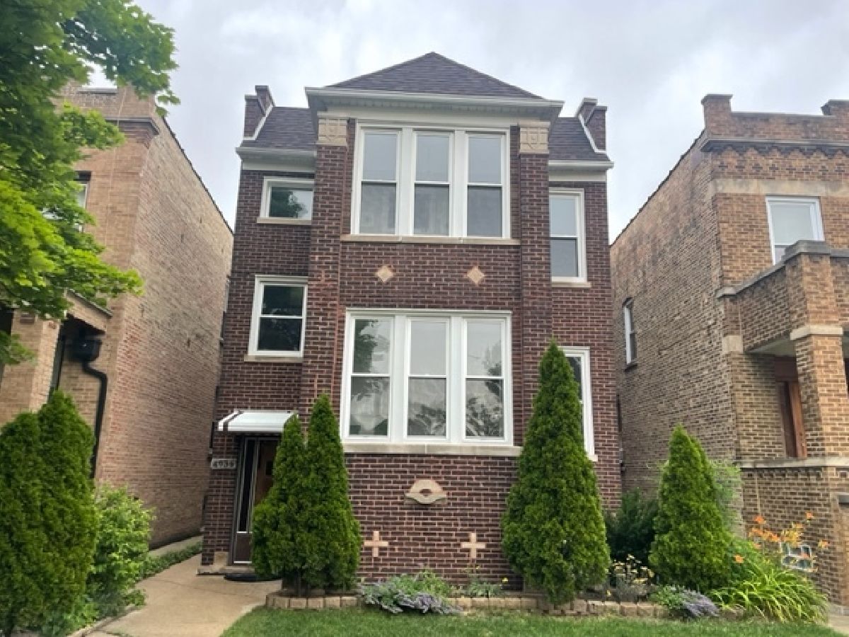  Rented Chicago Illinois, 4936 Hutchinson