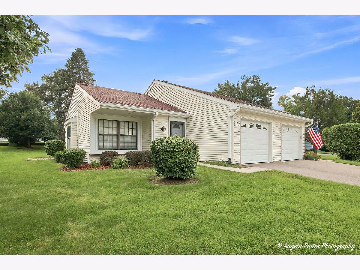  For Sale Fox Lake Illinois, 7104 Nassau Court
