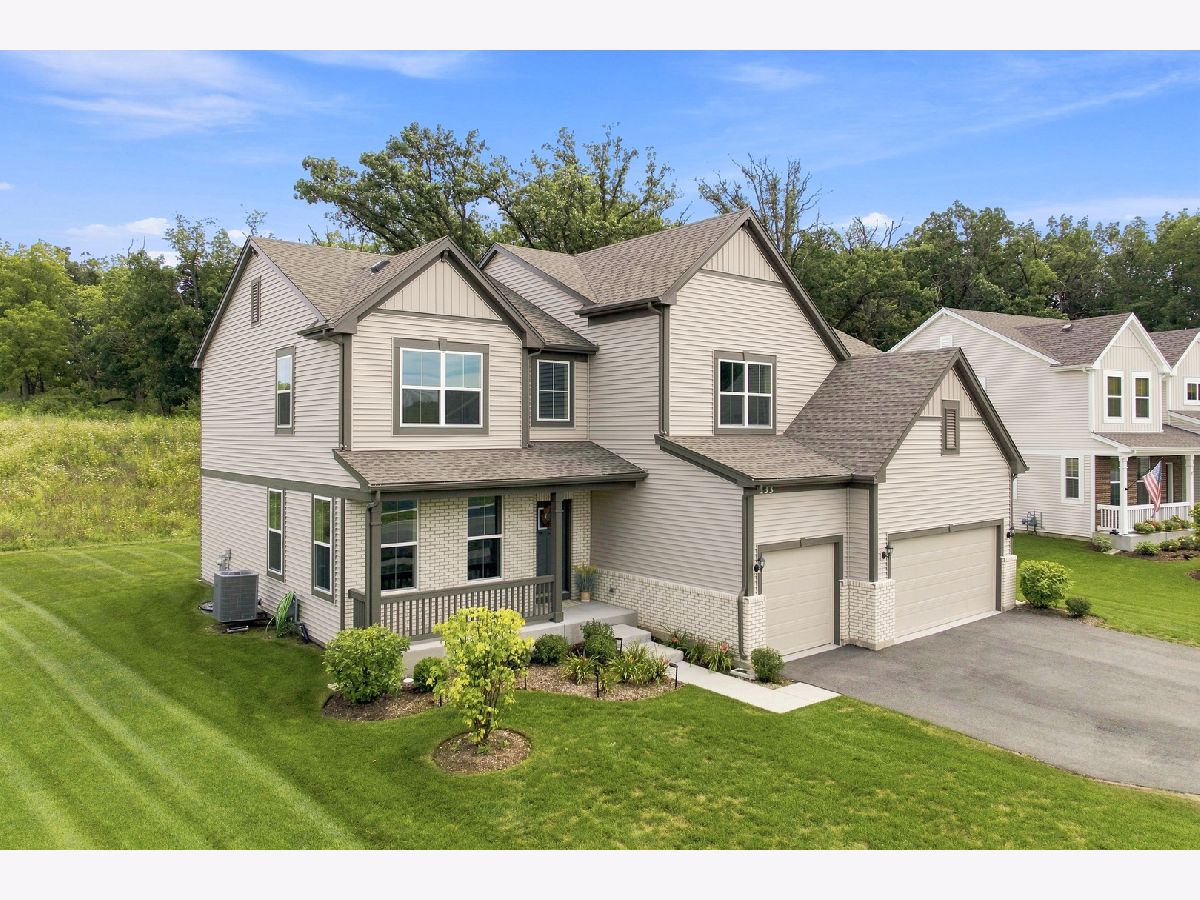 Homes & Condos & Townhomes For Sale Woodlore Estates Crystal Lake Illinois, 1133 Brighton Circle