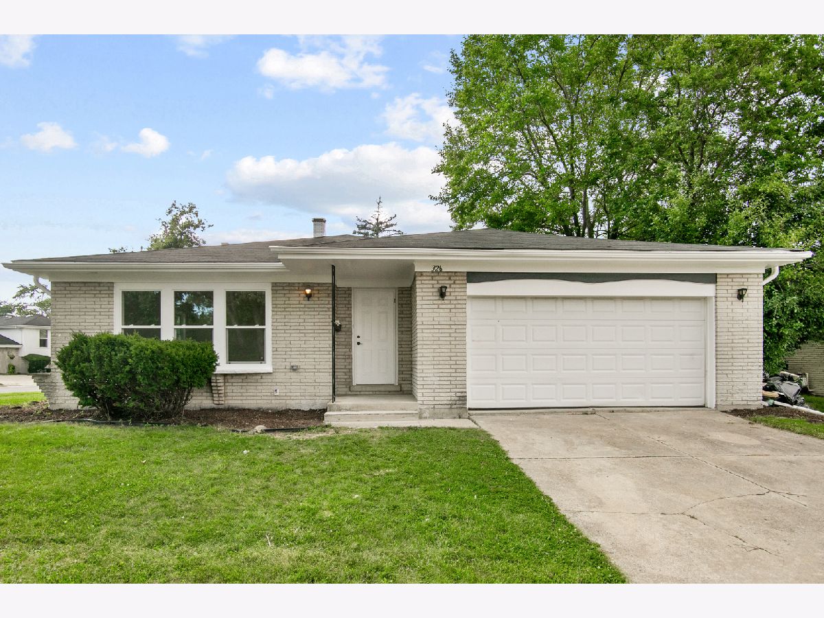  For Sale Glenwood Illinois, 326 Minerva Avenue