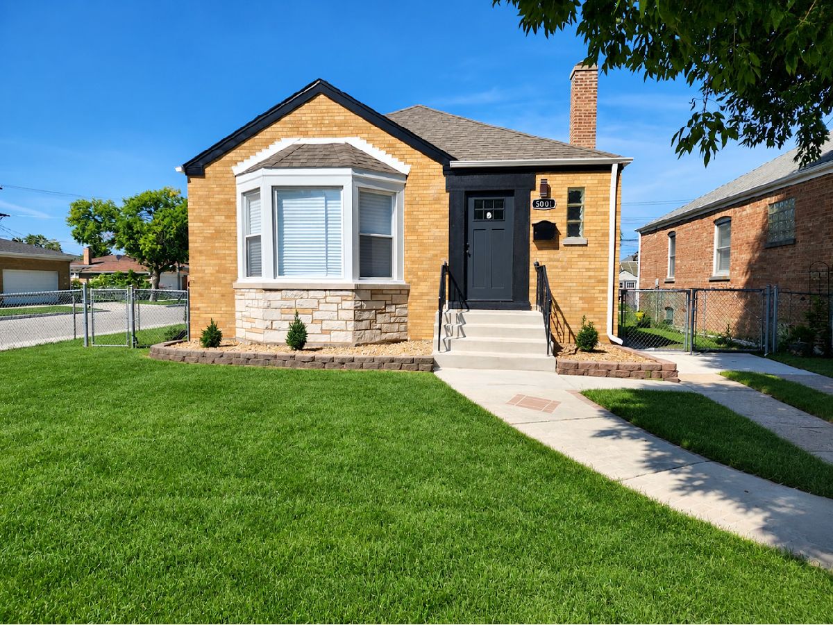  For Sale Chicago Illinois, 5000 Nordica Avenue