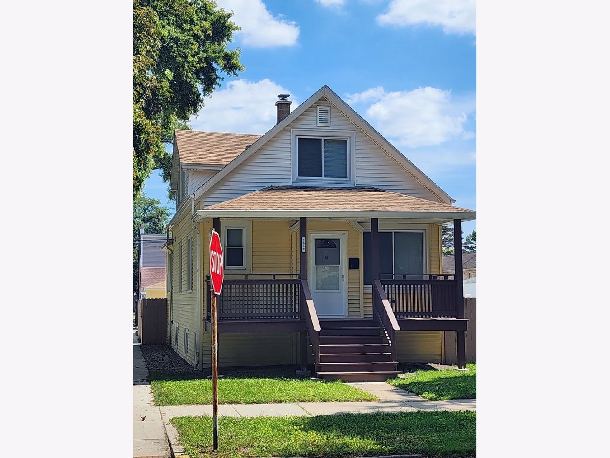 For Sale Chicago Illinois, 2659 Mont Clare Avenue