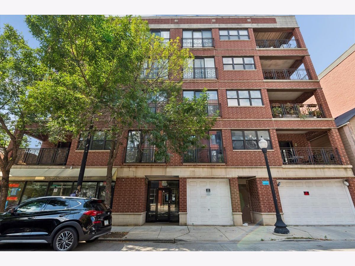  For Sale Chicago Illinois, 1618 Halsted Street
