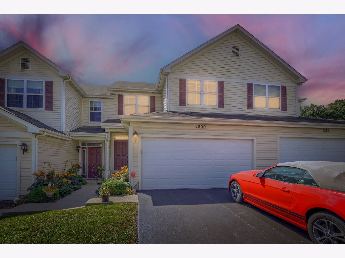  Sold Volo Illinois, 1200 Waverly