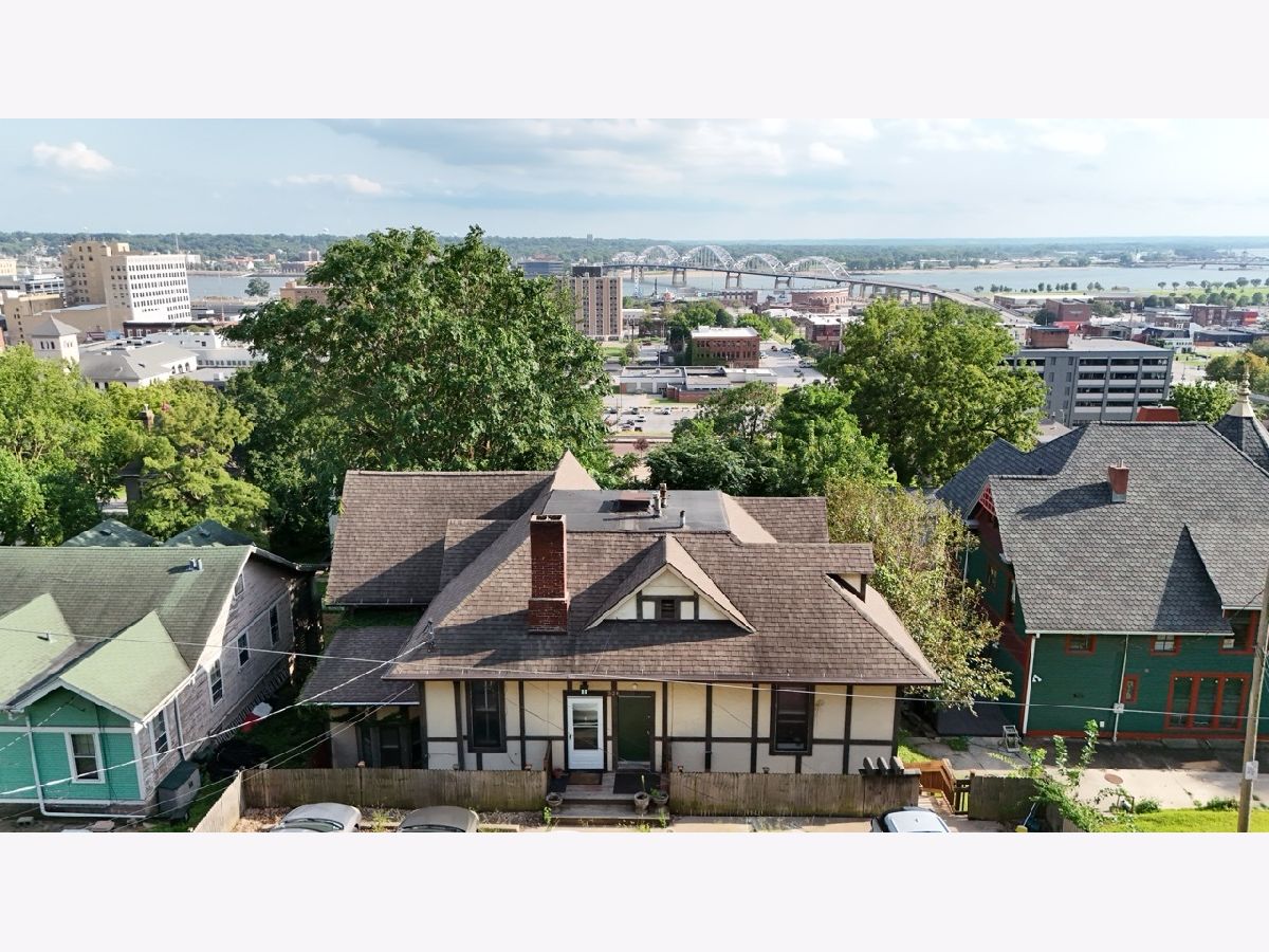 Homes For Sale Original Town Davenport Davenport Iowa, 528 6th Street