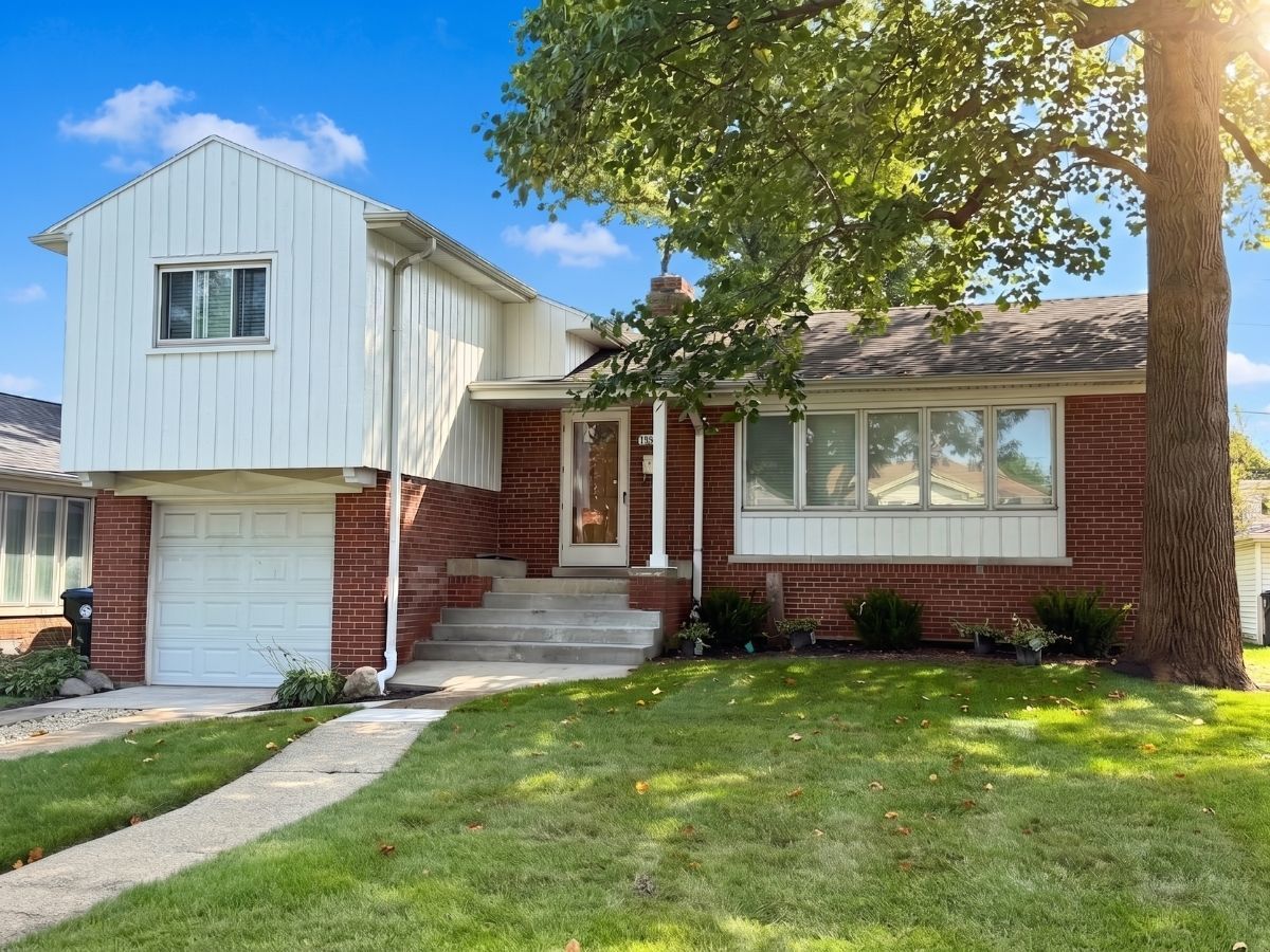  Rented Park Ridge Illinois, 1905 Fairview