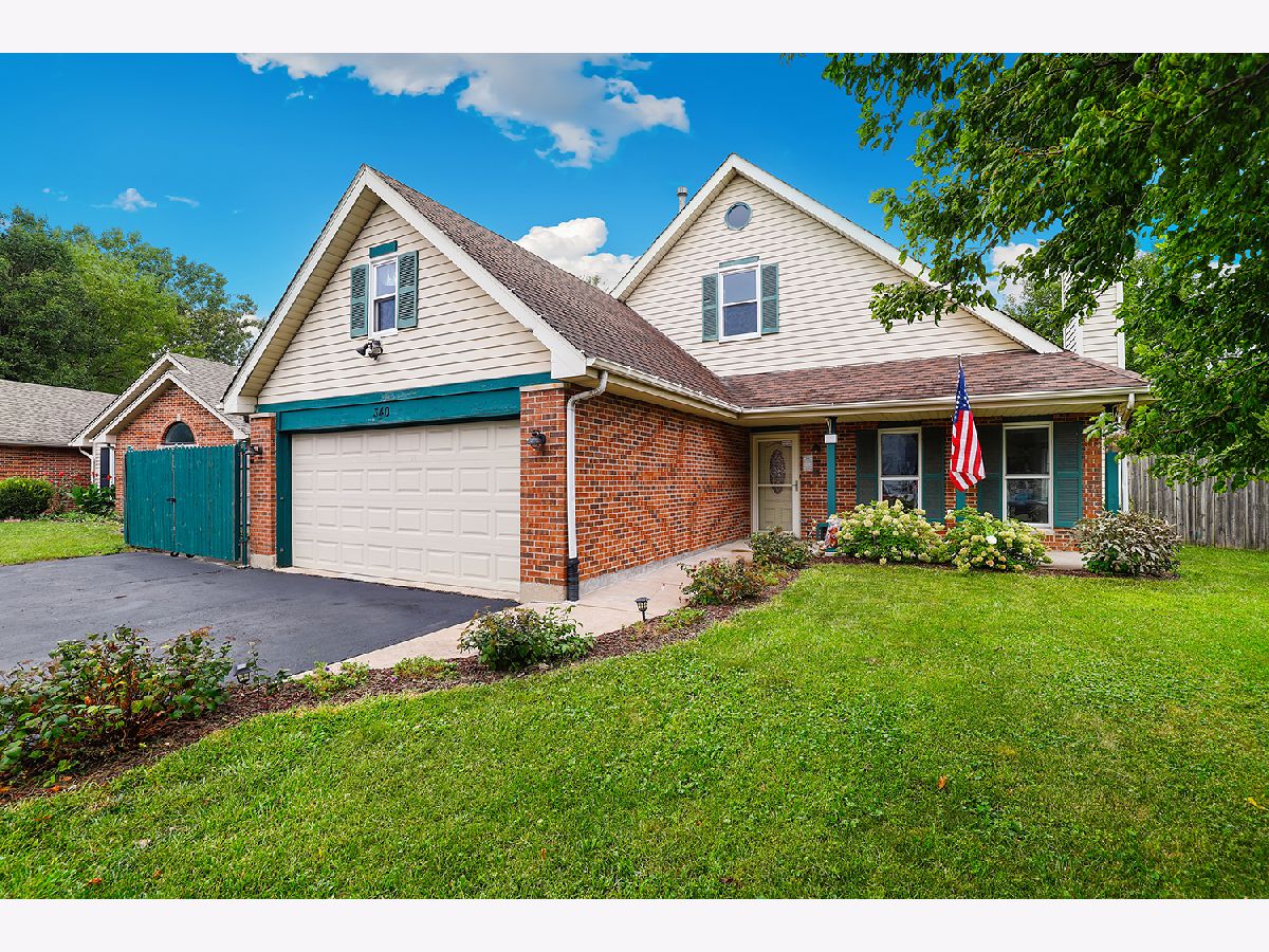 Homes For Sale Cherrywood East Bolingbrook Illinois, 340 Homewood Drive