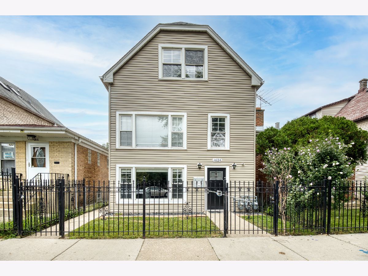  Rented Chicago Illinois, 4624 Springfield