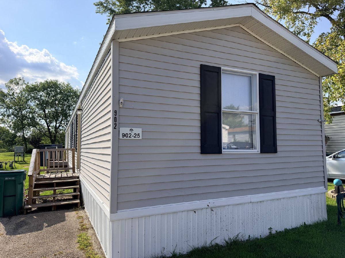  For Sale Marseilles Illinois, 902 Bell Aire Street