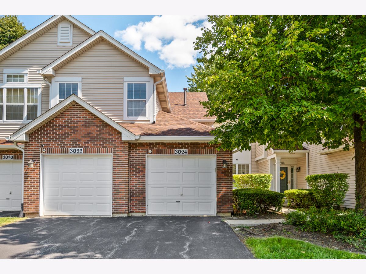Townhomes & Condos For Sale Crosswinds Naperville Illinois, 3024 Kentshire Circle