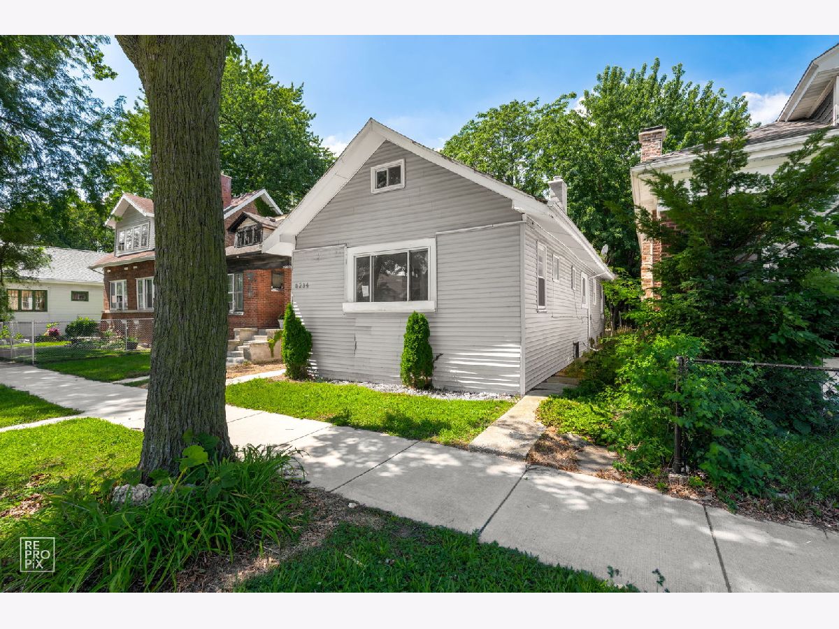  For Sale Chicago Illinois, 8234 Kimbark Avenue