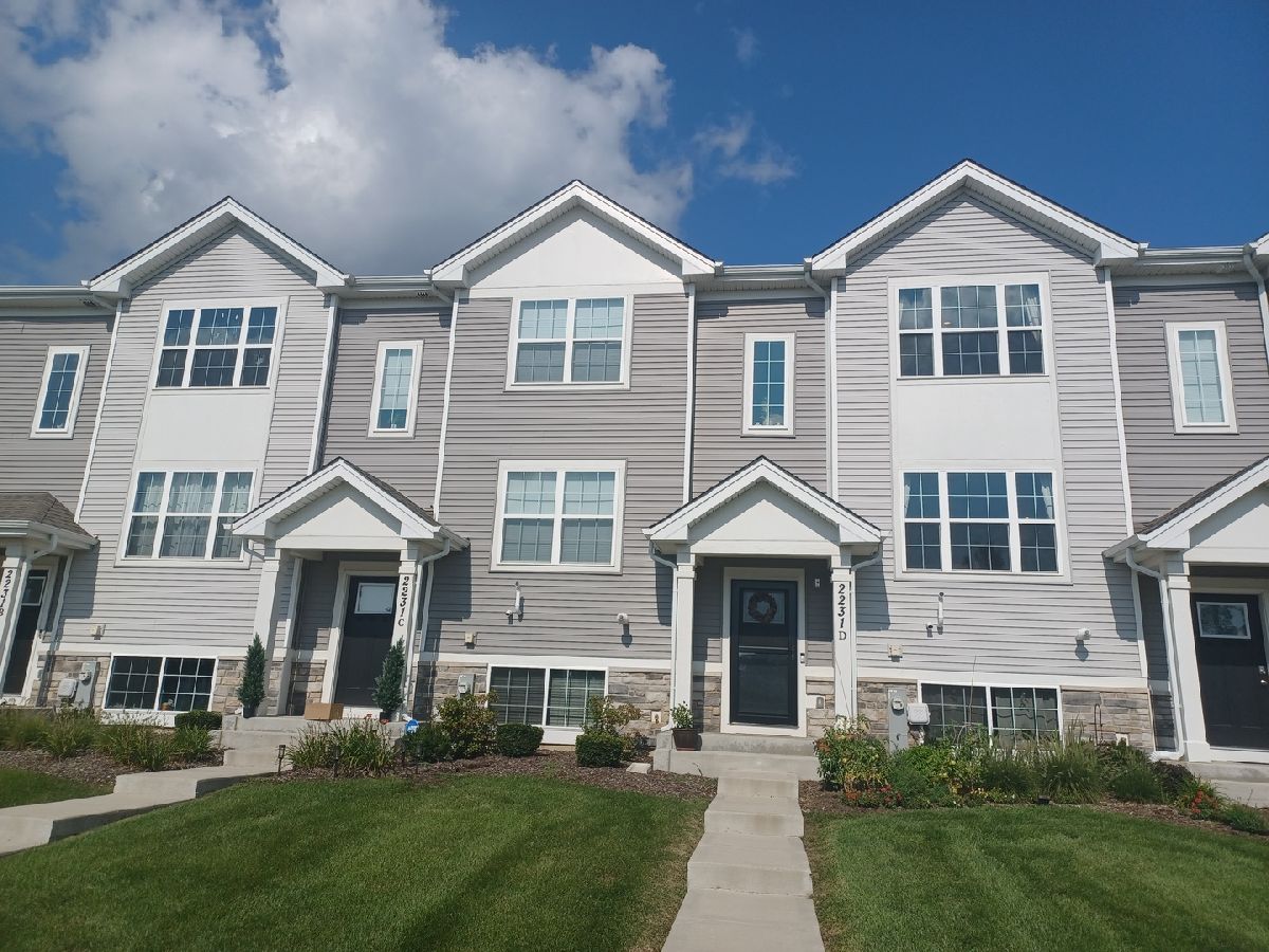 Homes & Condos & Townhomes For Sale Stonewater Wonder Lake Illinois, 2231 Sassafras Way