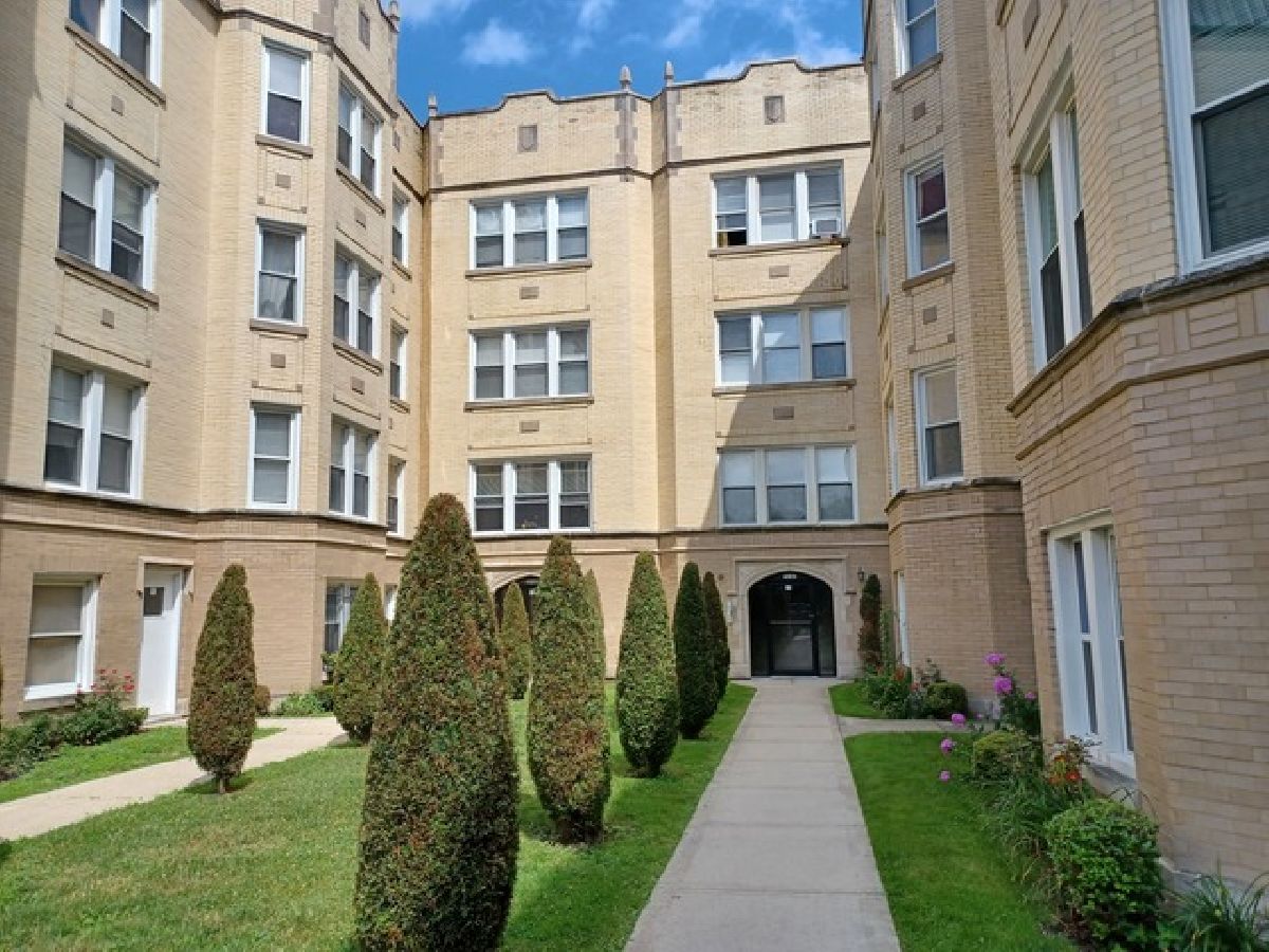  Rented Chicago Illinois, 5731 Kimball