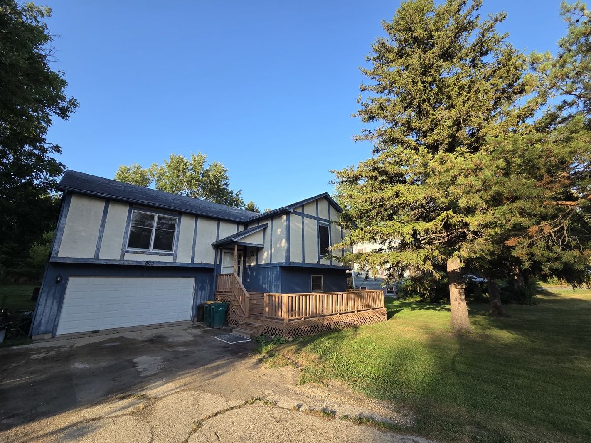  For Sale Maple Park Illinois, 803 Main Street