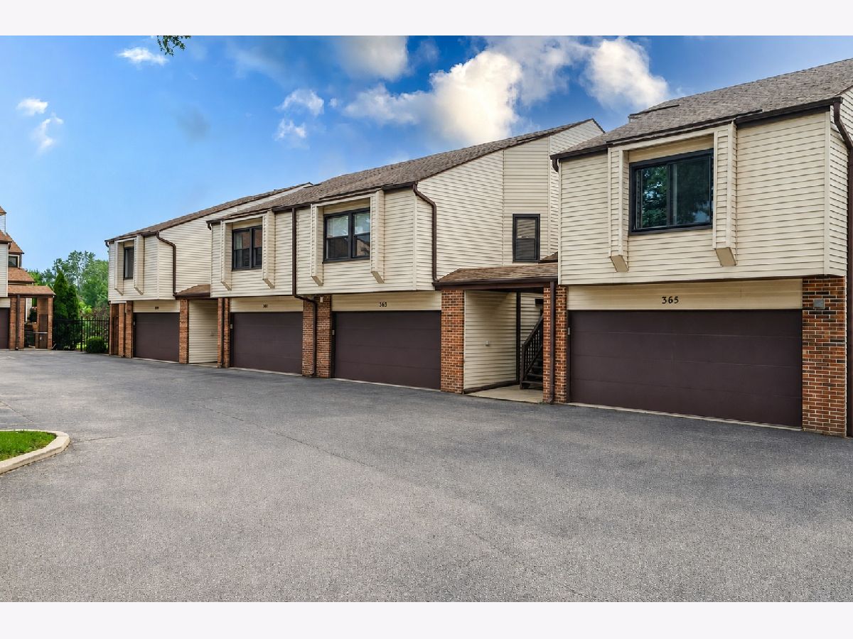 Condos & Townhomes For Sale Spring  Mill Hoffman Estates Illinois, 363 Juniper Tree Court
