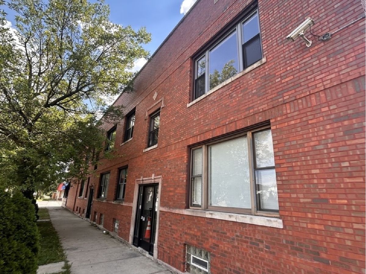  Rented Chicago Illinois, 4811 Warwick
