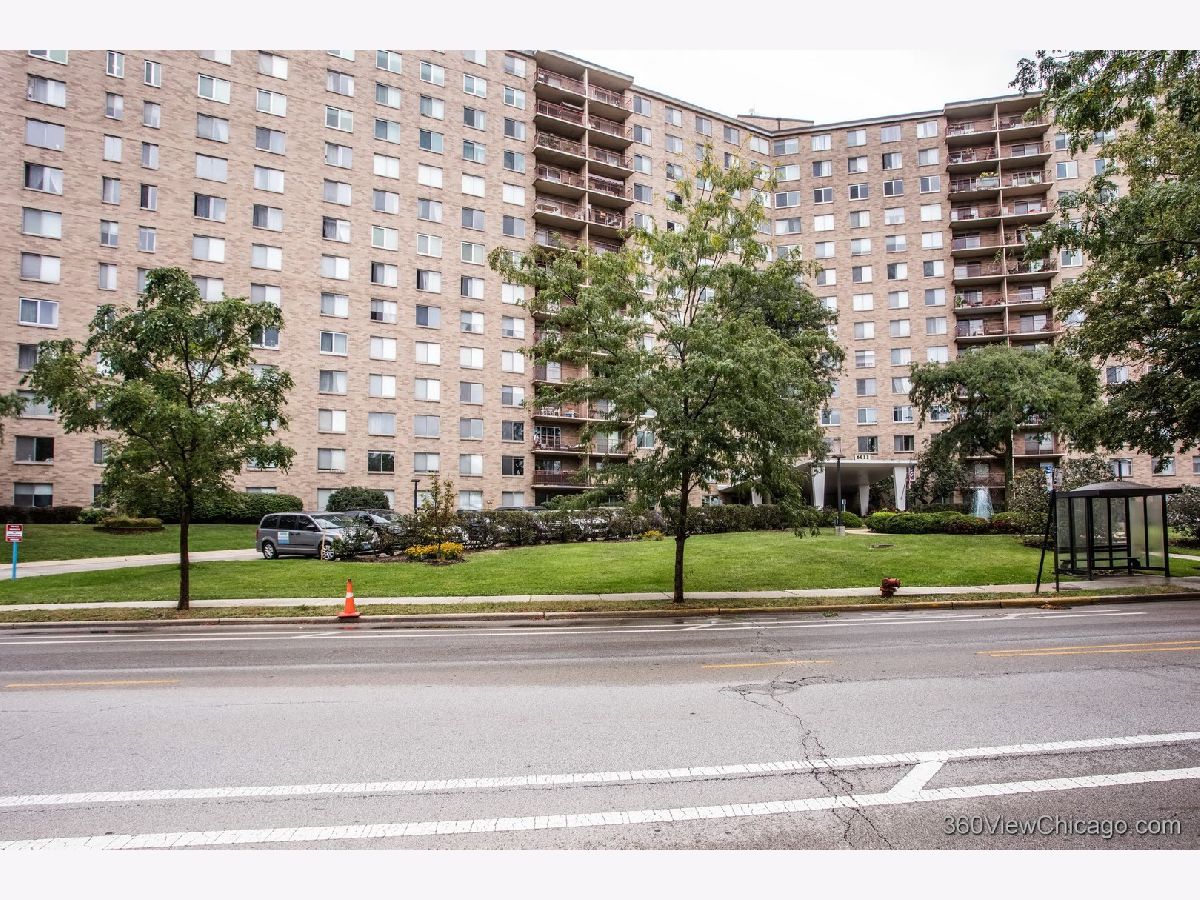  For Sale Chicago Illinois, 6833 Kedzie Avenue