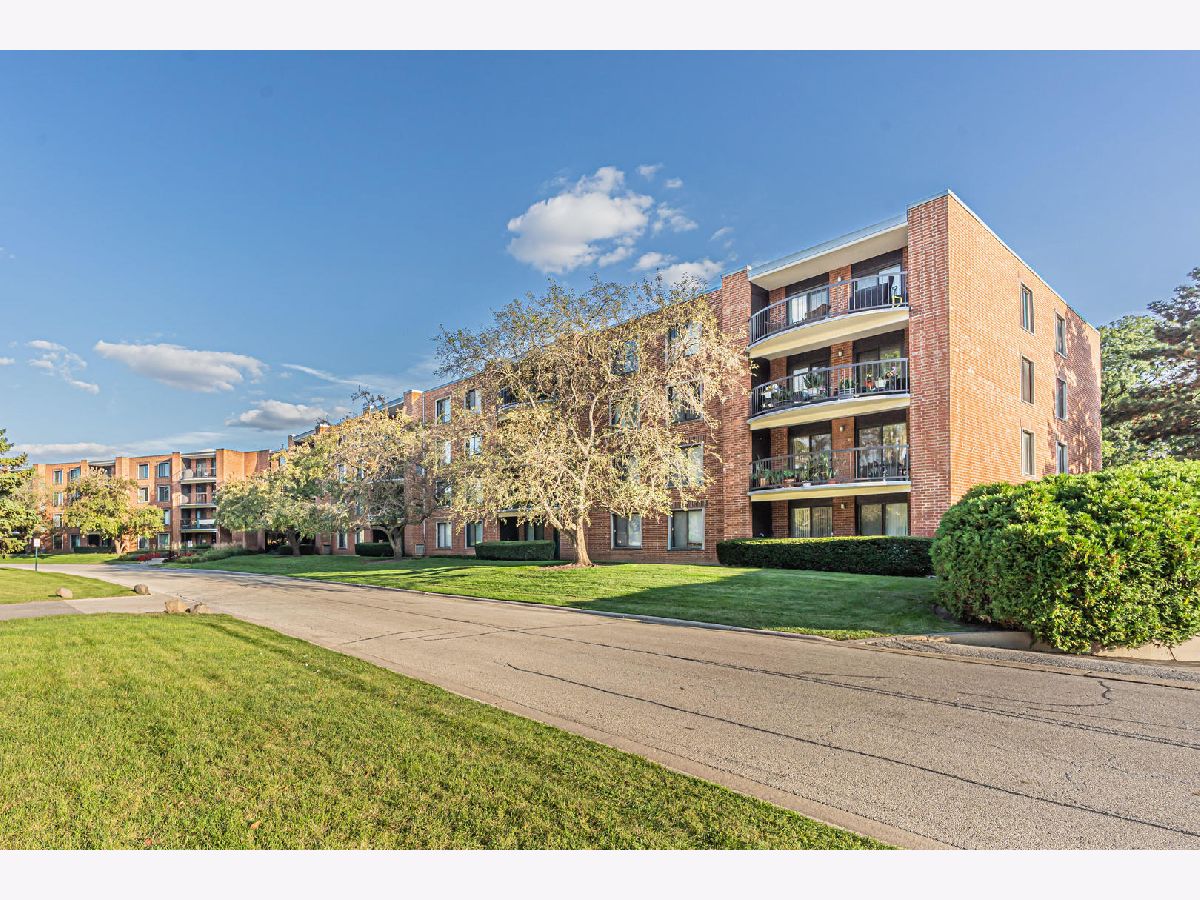  Rented Arlington Heights Illinois, 1415 Central
