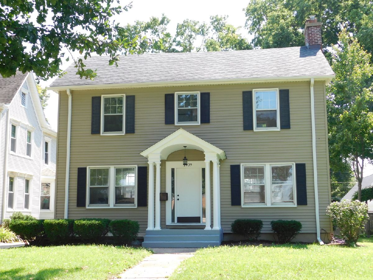  For Sale Ottawa Illinois, 1409 Ottawa Avenue