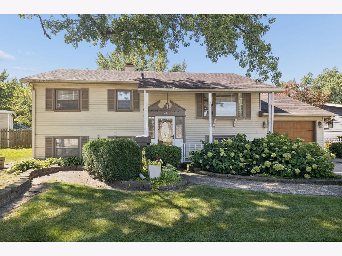  For Sale Thornton Illinois, 21 Pawnee Drive
