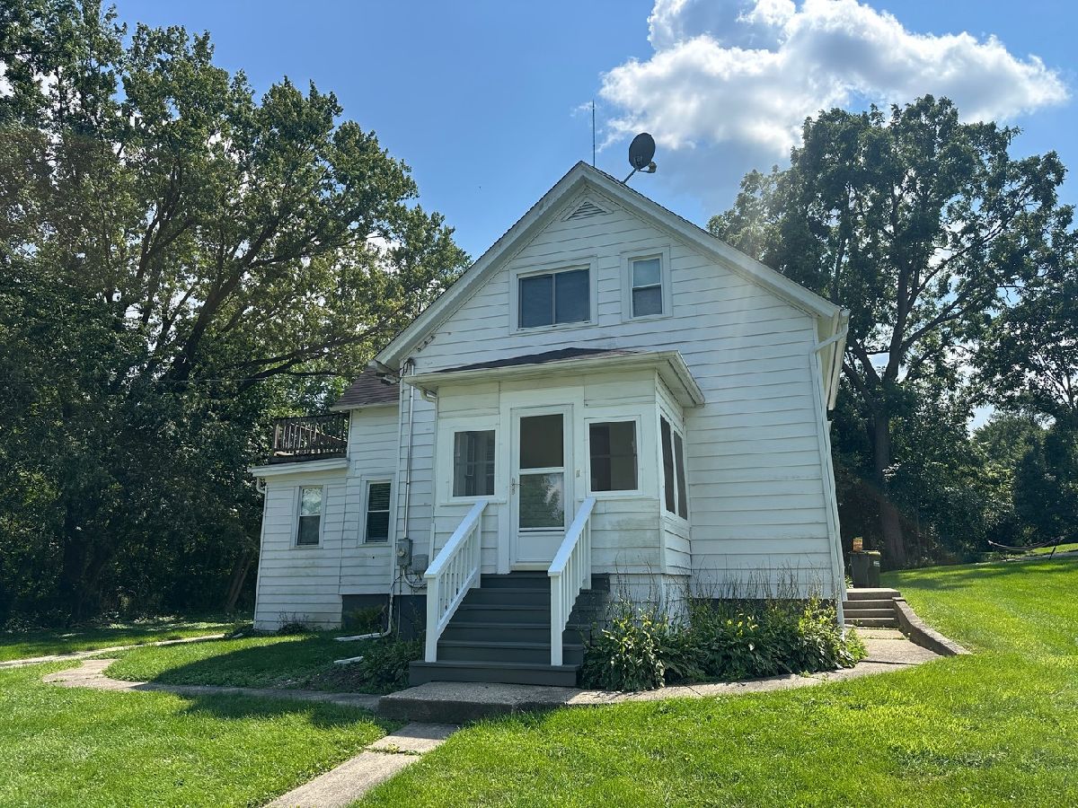  Rented Cary Illinois, 438 Ada