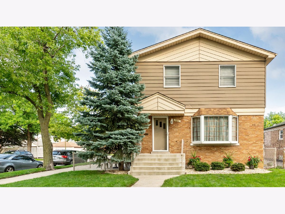  For Sale Chicago Illinois, 11001 Ridgeway Avenue