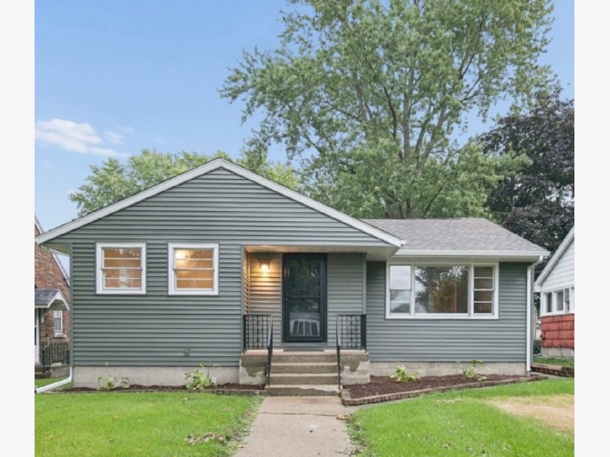  For Sale Kankakee Illinois, 1042 8th Avenue
