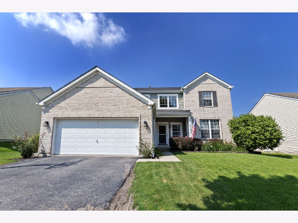 Homes & Townhomes For Sale Sweetwater Woodstock Illinois, 1813 Sebastian Drive