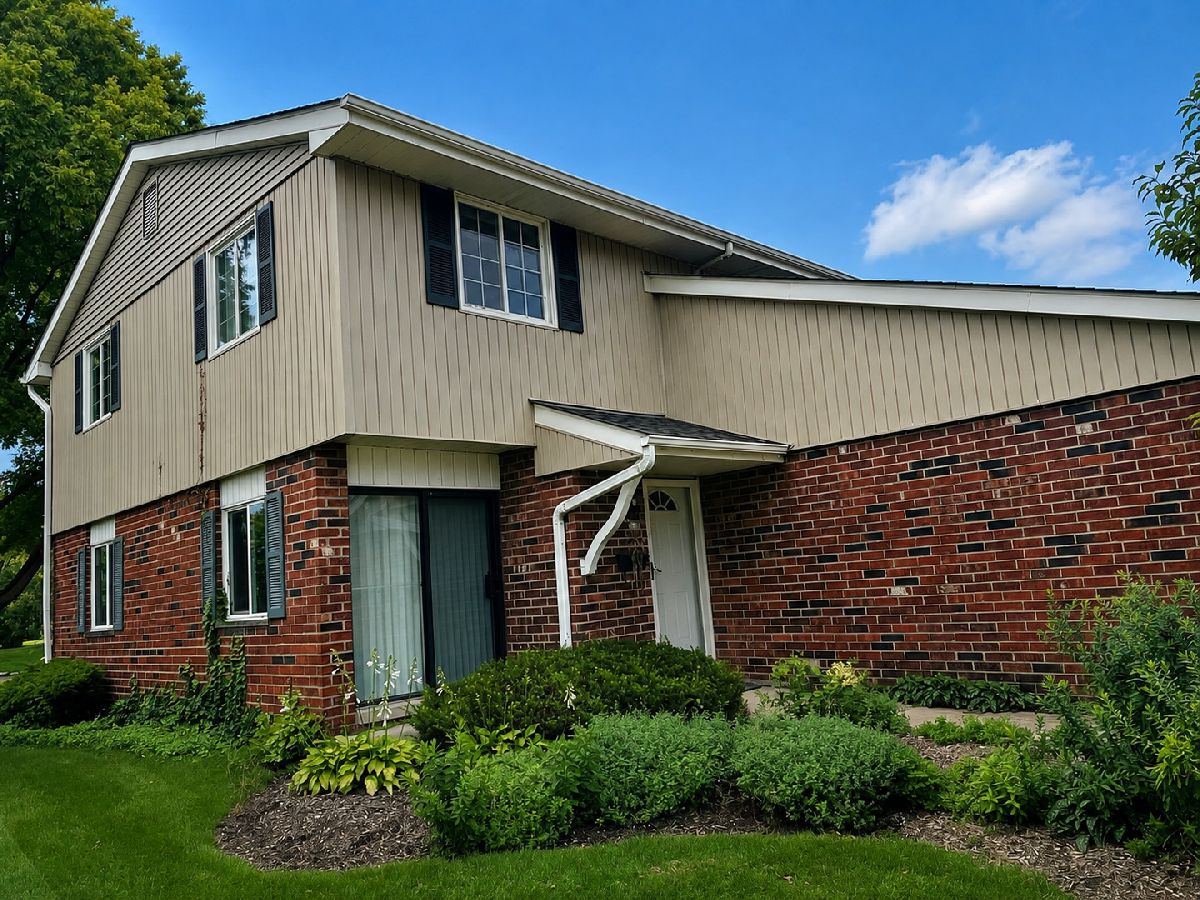  For Rent Wheaton Illinois, 1565 Coloma