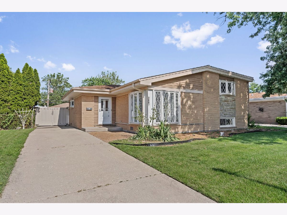  For Sale Westchester Illinois, 2607 Mayfair Avenue