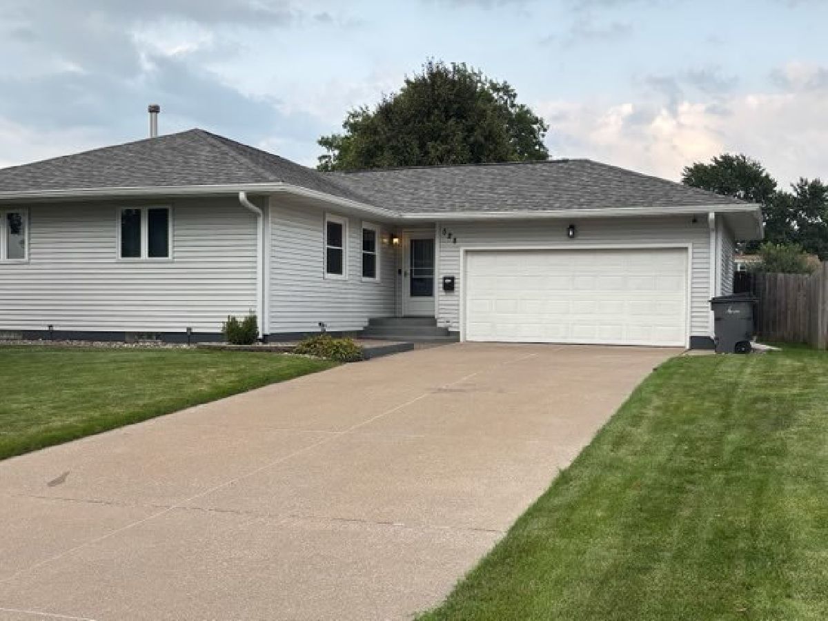  Sold Milan Illinois, 528 12th