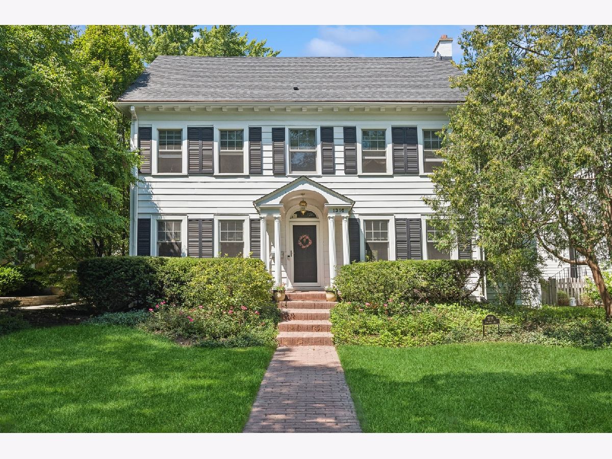  Rented Wilmette Illinois, 1316 Ashland
