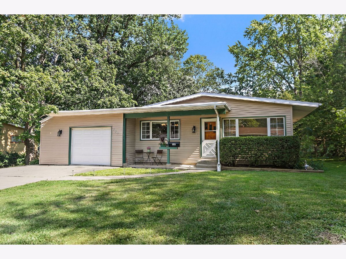 Homes For Sale Tilton Park Dekalb Illinois, 307 Delcy Drive