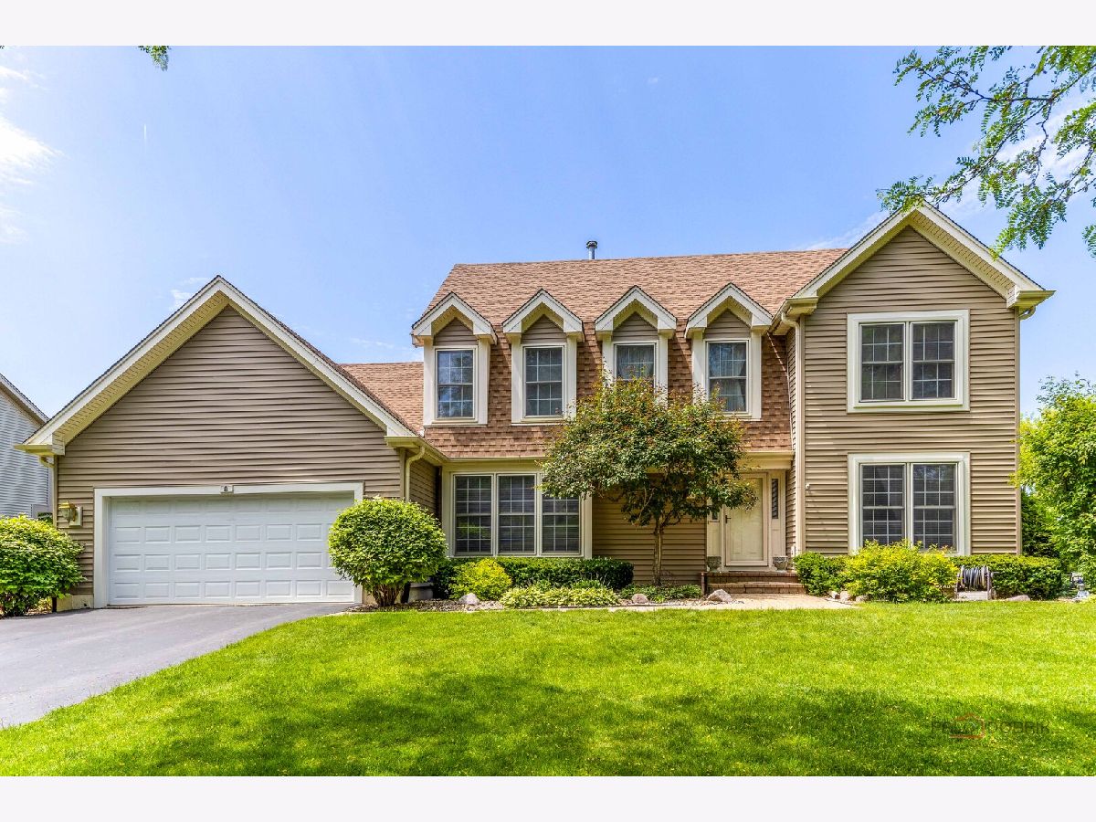  For Sale Vernon Hills Illinois, 8 Old Creek Road
