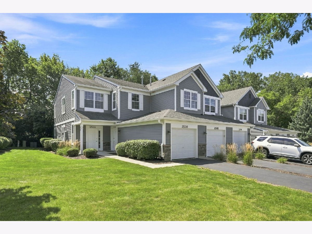 Townhomes & Condos & Homes For Rent Enclave At Country Lakes Naperville Illinois, 2532 Oneida