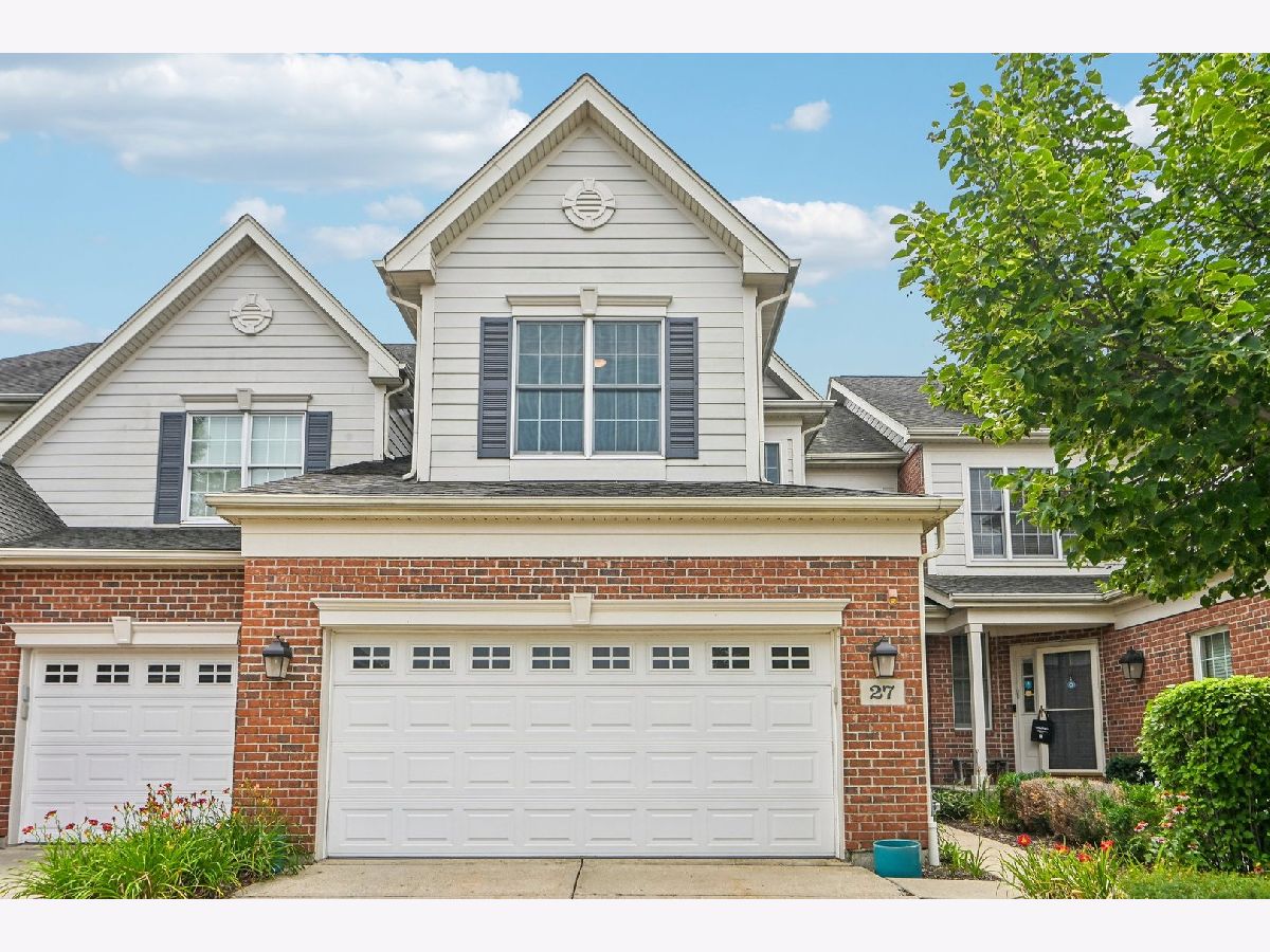  For Sale Hawthorn Woods Illinois, 27 Harborside Way