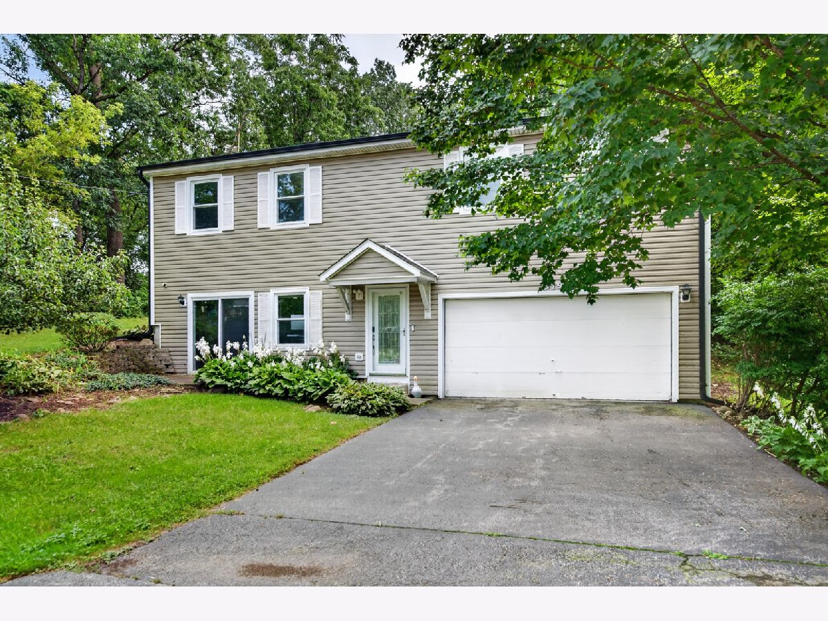  For Sale Mchenry Illinois, 919 Dale Avenue