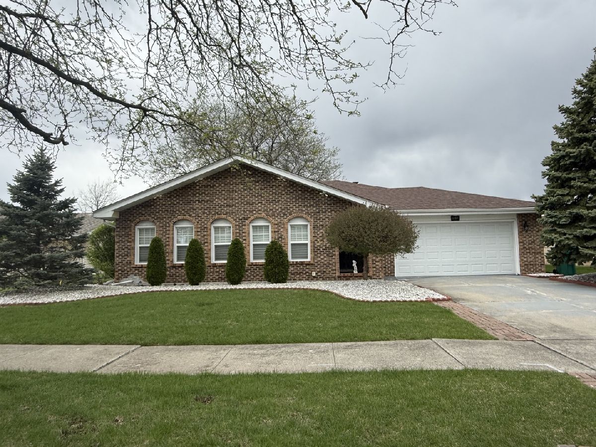 Homes & Townhomes & Condos For Sale Catalina Orland Park Illinois, 15542 Catalina Court