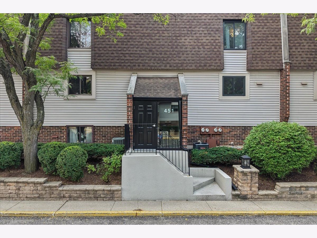  For Sale Deerfield Illinois, 451 Elm Street